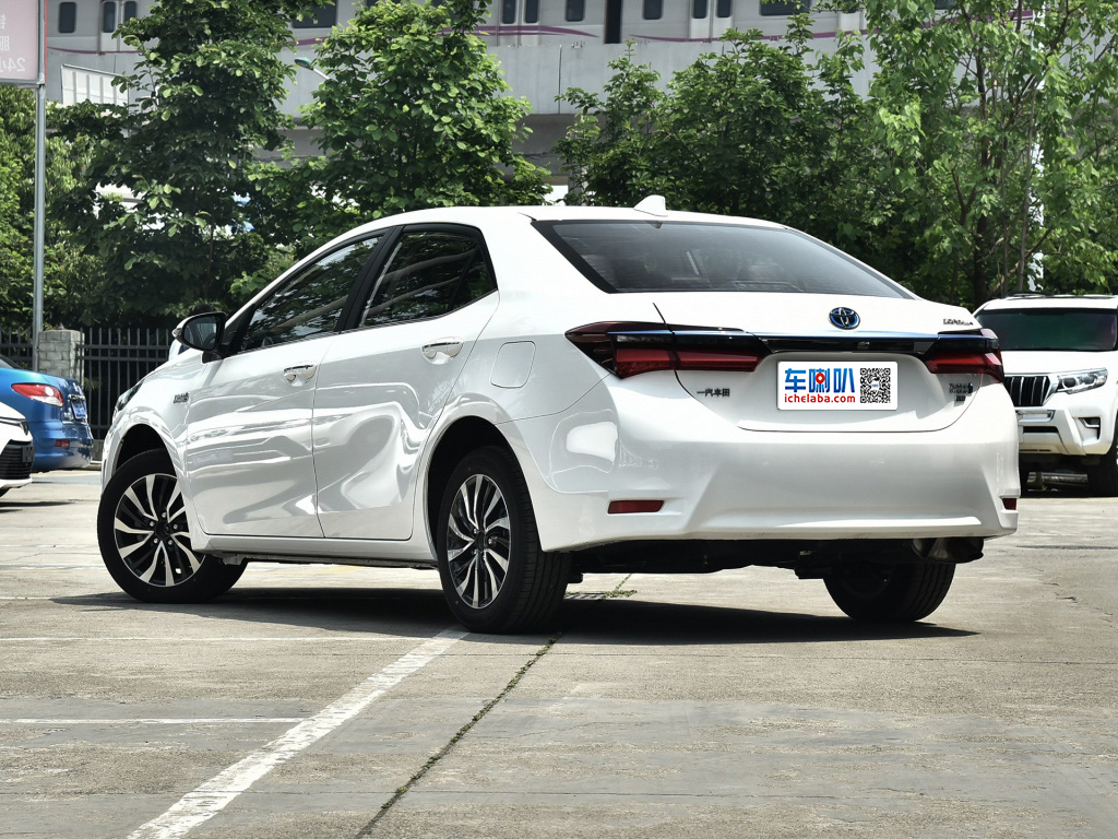 丰田 卡罗拉双擎e